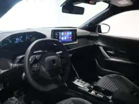Peugeot 2008 (2024) thumbnail 4