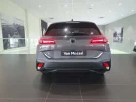 Peugeot e-308 (2024) thumbnail 5