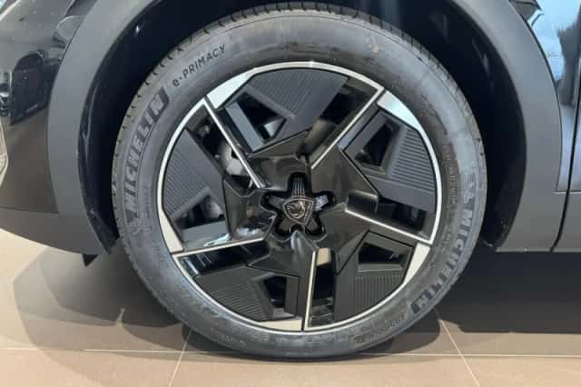 Peugeot 408 (2025) thumbnail 5