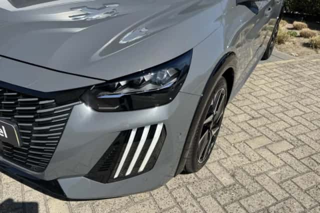 Peugeot 208 (2025) thumbnail 2