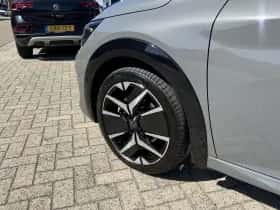 Peugeot 208 (2025) thumbnail 7