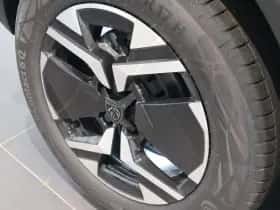 Peugeot 2008 (2024) thumbnail 30