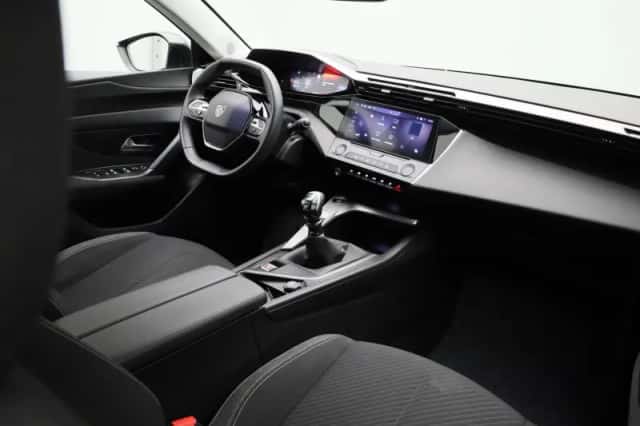 Peugeot 308 (2023) thumbnail 31