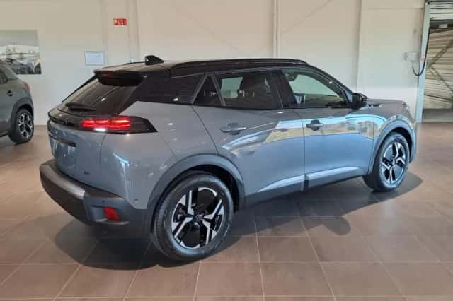Peugeot e-2008 (2025) thumbnail 2