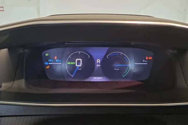 Peugeot e-2008 (2025) thumbnail 18