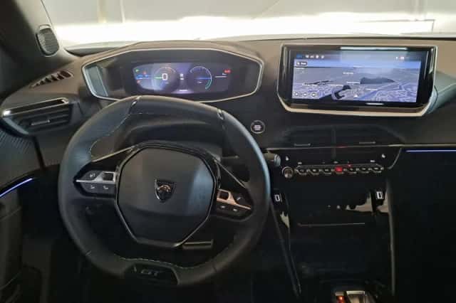 Peugeot e-2008 (2025) thumbnail 10