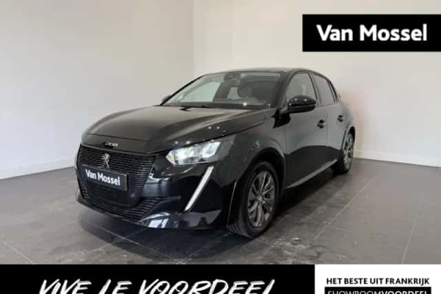 Peugeot e-208 (2023) thumbnail 1