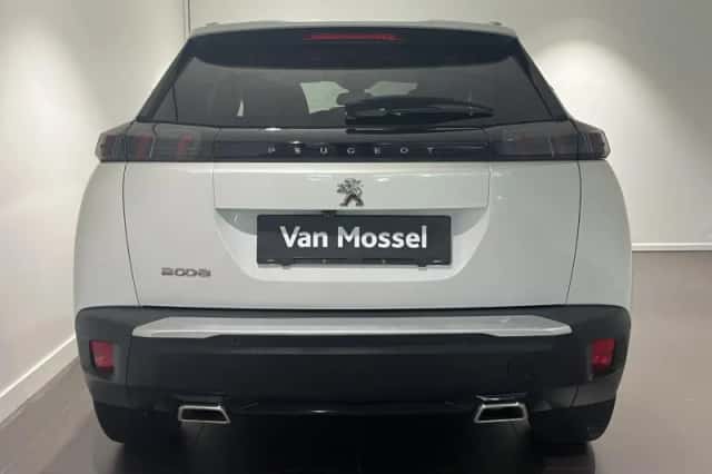 Peugeot 2008 (2021) thumbnail 5