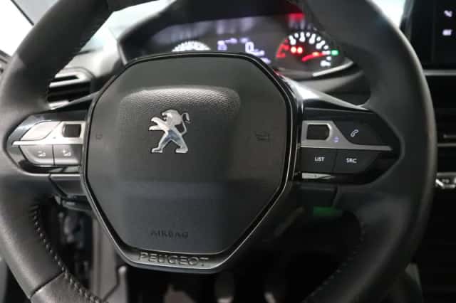 Peugeot 208 (2022) thumbnail 13