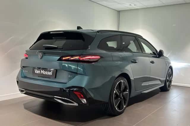 Peugeot e-308 (2025) thumbnail 4