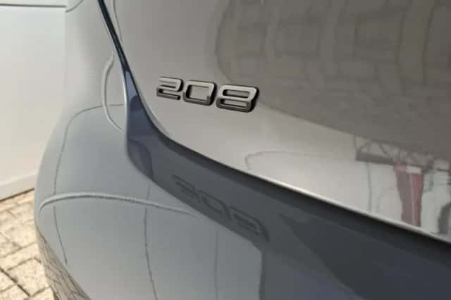 Peugeot 208 (2024) thumbnail 11