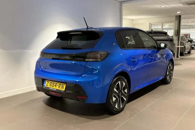 Peugeot e-208 (2024) thumbnail 4