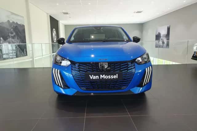 Peugeot 208 (2024) thumbnail 2
