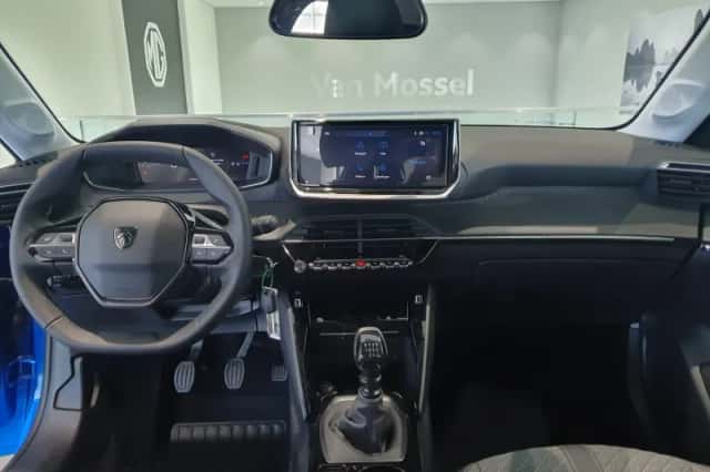 Peugeot 208 (2024) thumbnail 19