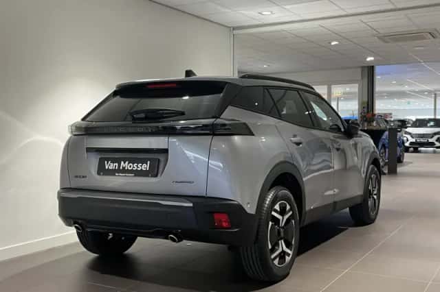 Peugeot 2008 (2025) thumbnail 4