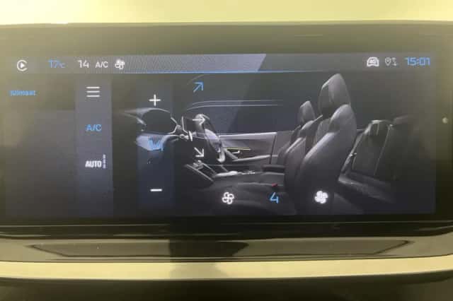 Peugeot 2008 (2024) thumbnail 11