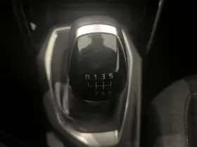 Peugeot 2008 (2024) thumbnail 13