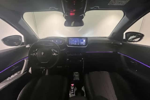 Peugeot 2008 (2025) thumbnail 17