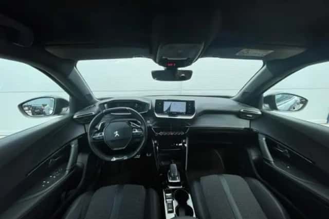 Peugeot e-2008 (2024) thumbnail 9