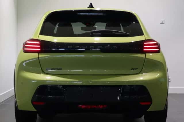 Peugeot e-208 (2025) thumbnail 4