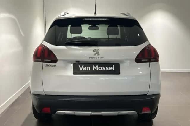 Peugeot 2008 (2018) thumbnail 5