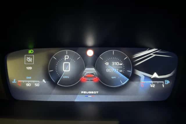 Peugeot 308 (2023) thumbnail 7