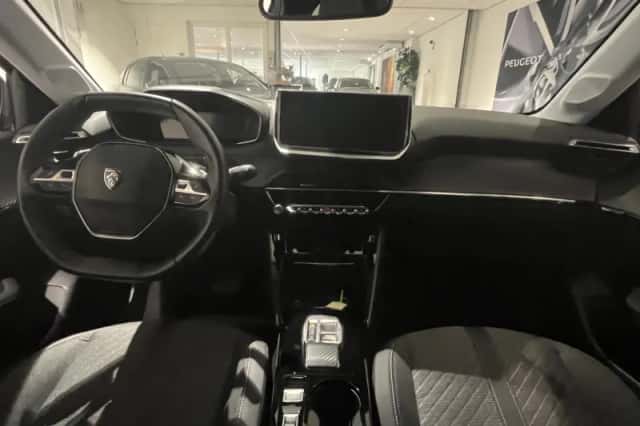 Peugeot 208 (2025) thumbnail 18