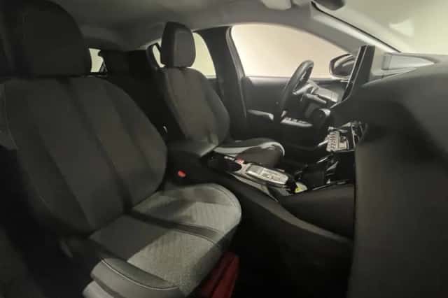 Peugeot 208 (2025) thumbnail 19