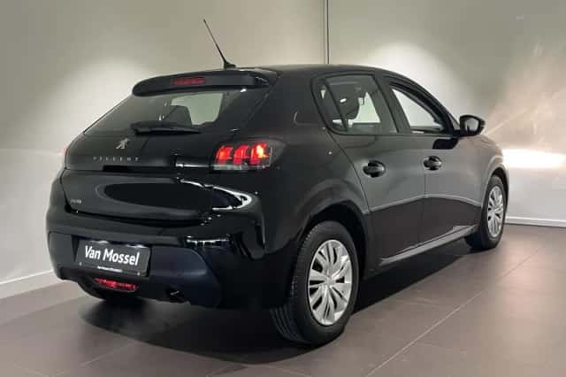 Peugeot 208 (2022) thumbnail 4