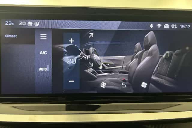 Peugeot 2008 (2025) thumbnail 11