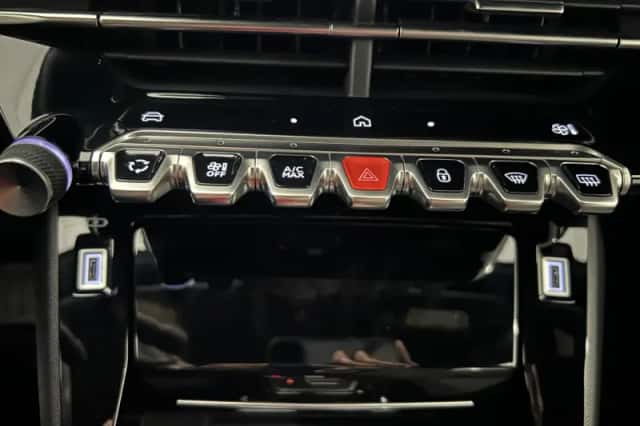Peugeot 2008 (2025) thumbnail 13