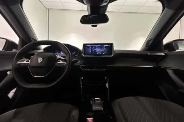 Peugeot 2008 (2025) thumbnail 16