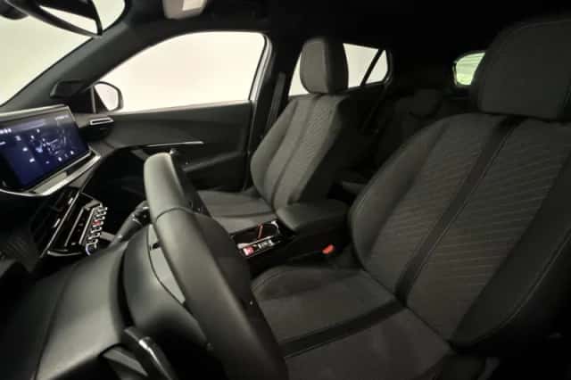Peugeot 2008 (2025) thumbnail 17