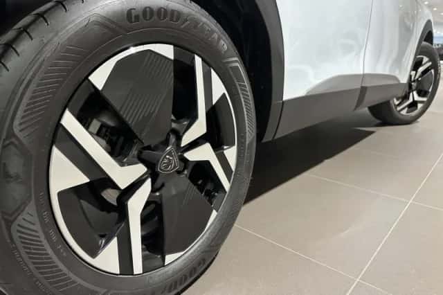 Peugeot 2008 (2024) thumbnail 22