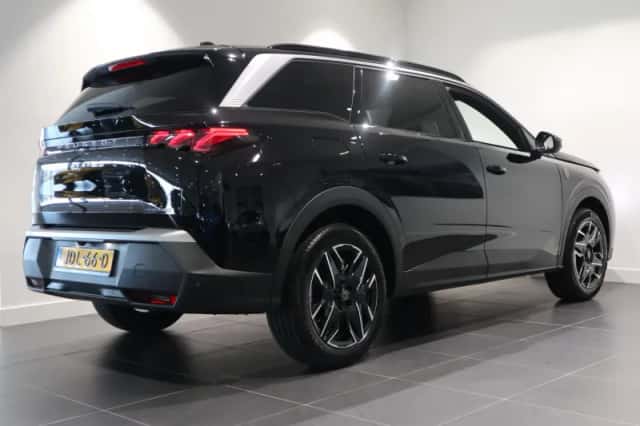Peugeot 5008 (2025) thumbnail 5