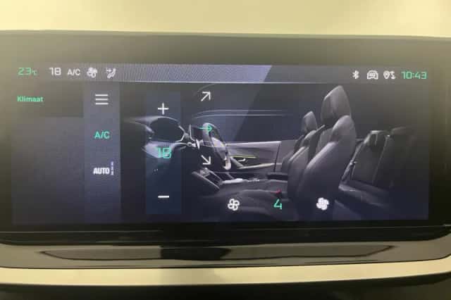 Peugeot 2008 (2024) thumbnail 11