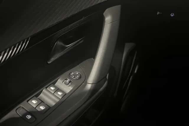 Peugeot 2008 (2024) thumbnail 20