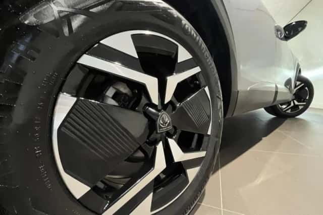 Peugeot 2008 (2024) thumbnail 22
