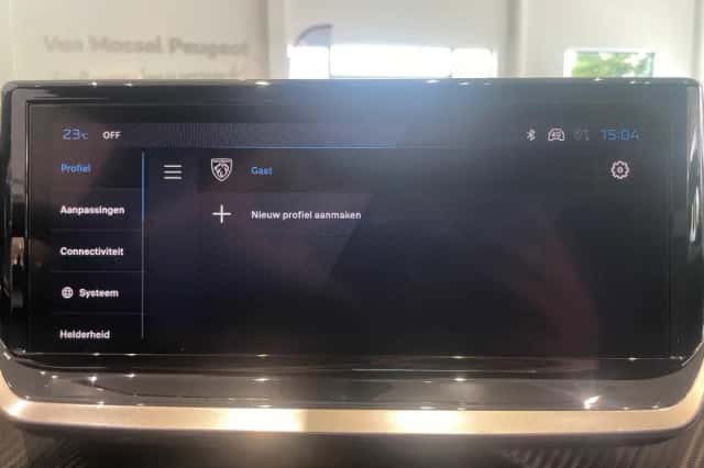 Peugeot 2008 (2024) thumbnail 11