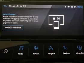 Peugeot e-308 (2024) thumbnail 11