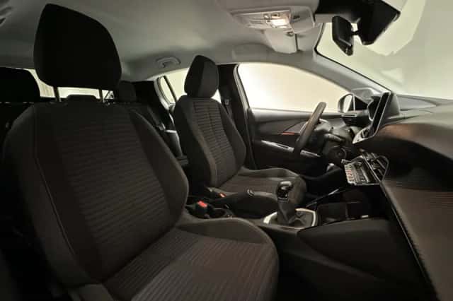 Peugeot 208 (2022) thumbnail 15