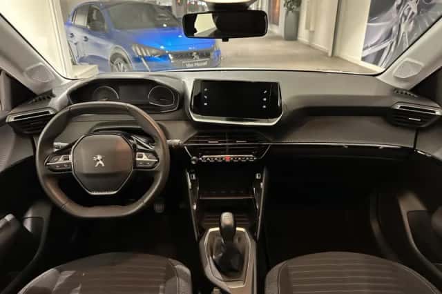 Peugeot 208 (2022) thumbnail 7