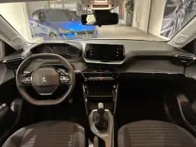 Peugeot 208 (2022) thumbnail 7