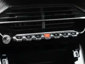 Peugeot 208 (2022) thumbnail 18