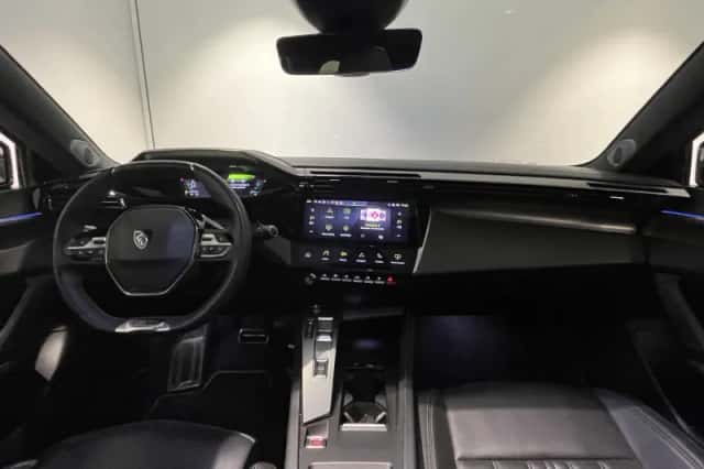Peugeot 308 (2023) thumbnail 19
