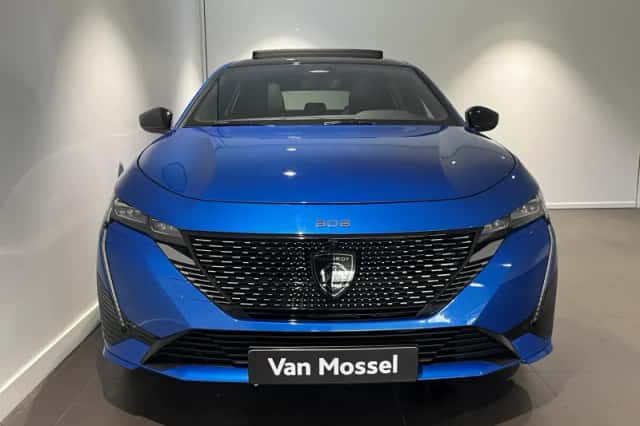 Peugeot 308 (2023) thumbnail 3