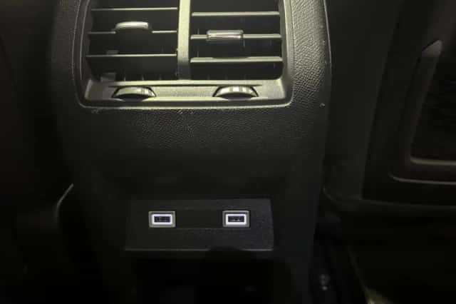 Peugeot 308 (2023) thumbnail 24