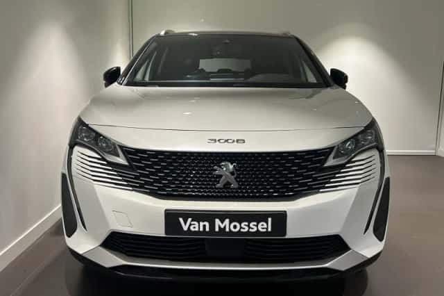 Peugeot 3008 (2023) thumbnail 3
