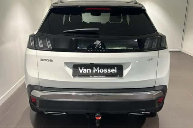 Peugeot 3008 (2023) thumbnail 4