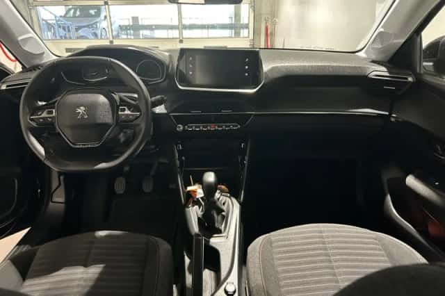 Peugeot 208 (2023) thumbnail 15